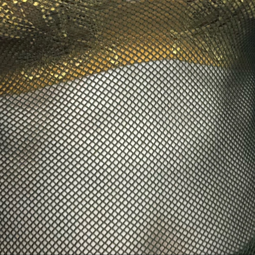 Mermaid’s Net Top - Picture 2 of 4